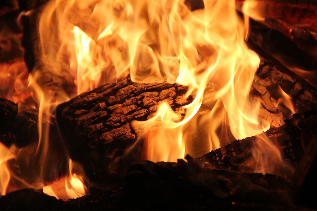 Expert Fireplace Cleaning in Crest Hill, IL Professional Fireplace Cleaning Services In Crest Hill Illinois